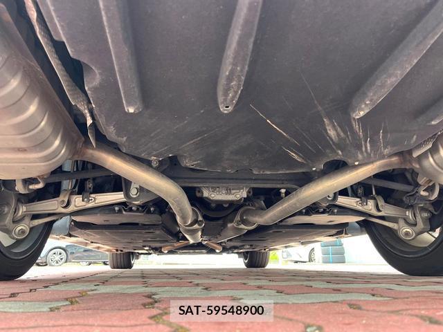 Lexus LS 2018-01 8648320-18