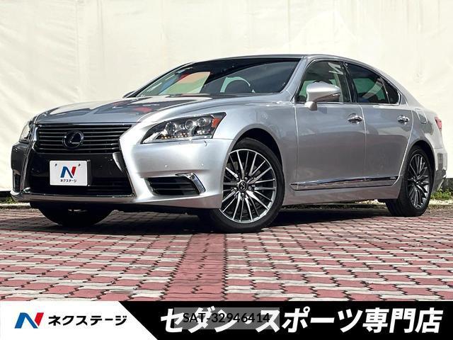 Lexus LS 2013-04 8648328-0