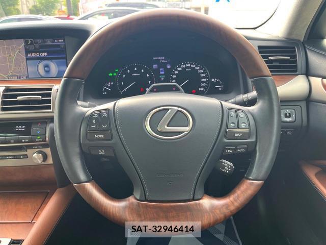 Lexus LS 2013-04 8648328-10