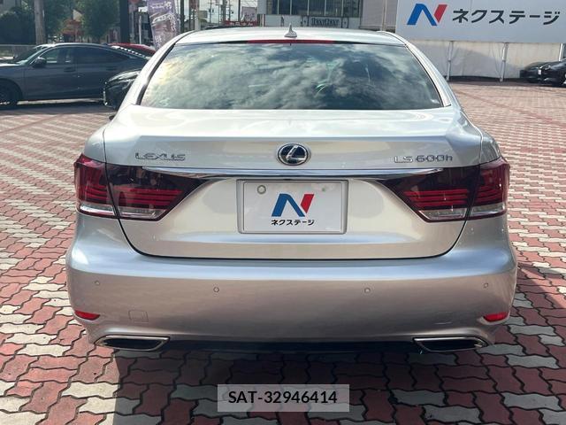 Lexus LS 2013-04 8648328-14