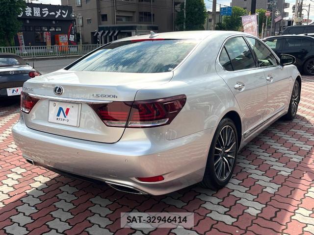 Lexus LS 2013-04 8648328-16