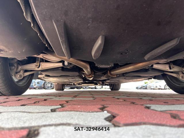 Lexus LS 2013-04 8648328-18