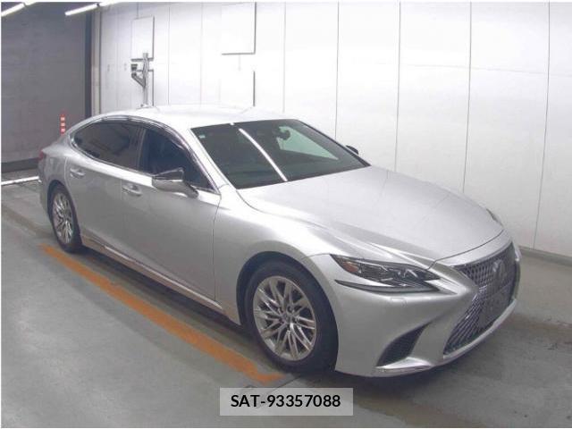 Lexus LS 2018-03 8649517-3