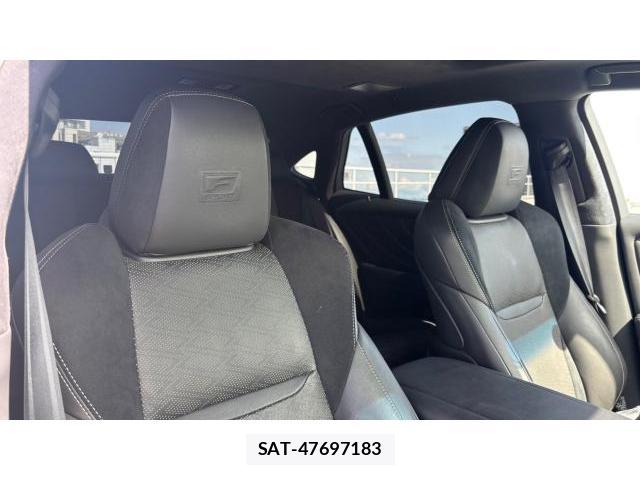 Lexus LS 2022 8649613-4