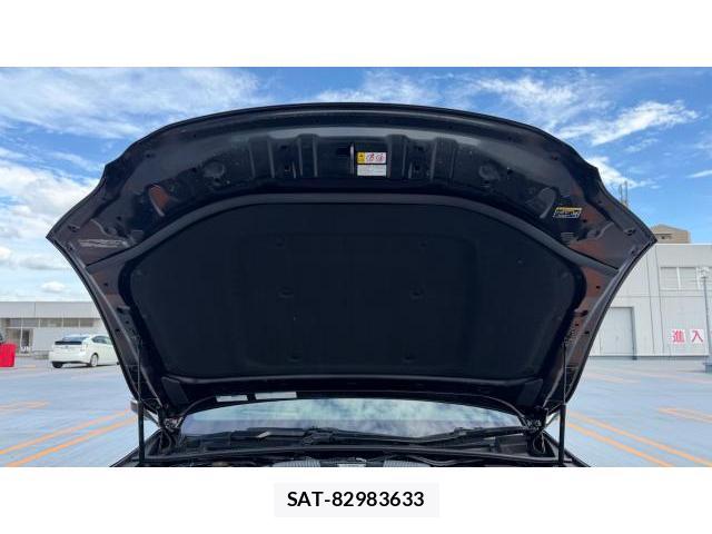 Lexus LS 2018 8649675-13