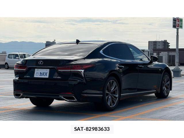 Lexus LS 2018 8649675-19