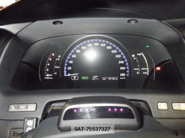 Lexus LS 2011-10 8650977-3