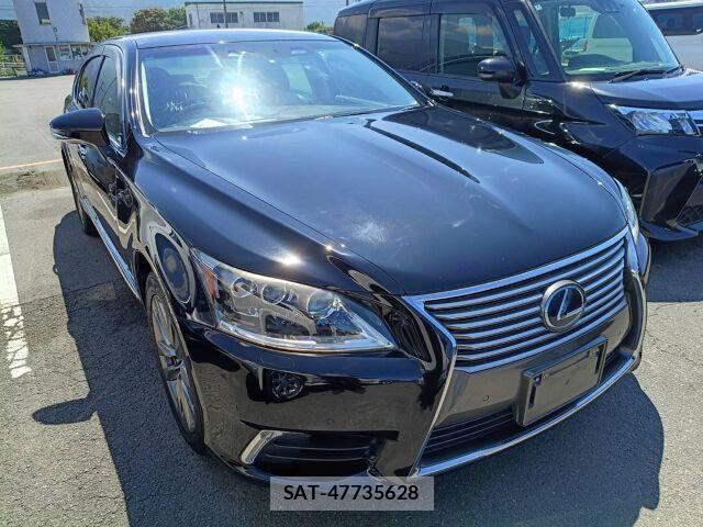 Lexus LS 2015-06 8652469-3