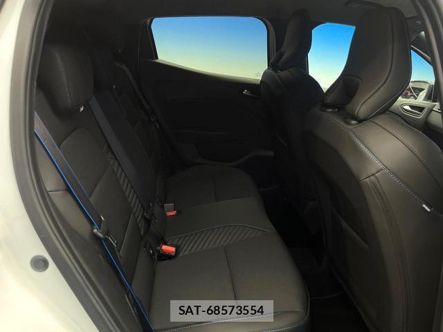 Renault LUTECIA 2026-04 8646884-8