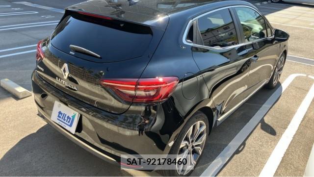 Renault LUTECIA 2021-11 8651272-12
