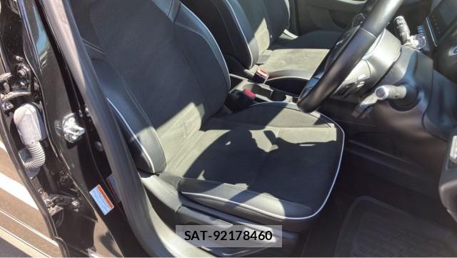 Renault LUTECIA 2021-11 8651272-5