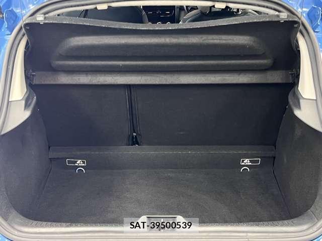Renault LUTECIA 2016-01 8653924-18