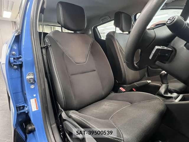 Renault LUTECIA 2016-01 8653924-19