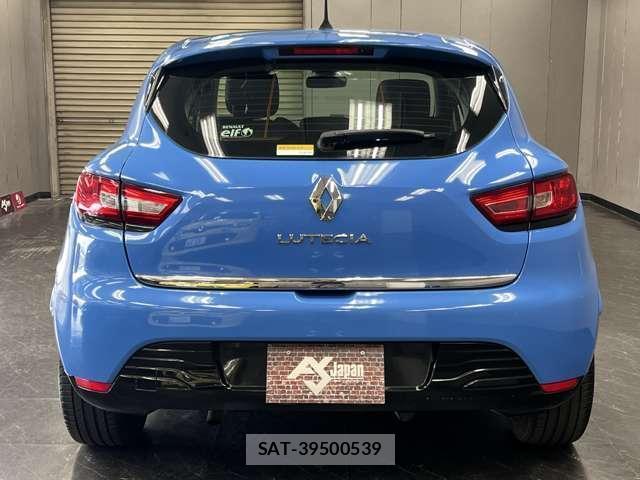 Renault LUTECIA 2016-01 8653924-8