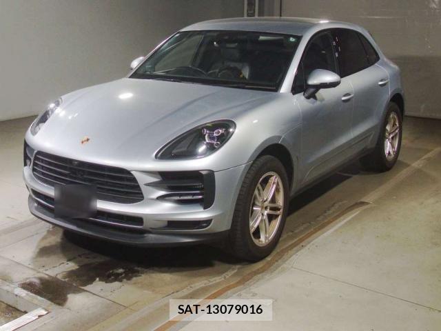 Porsche MACAN 2019-09 8647035-0
