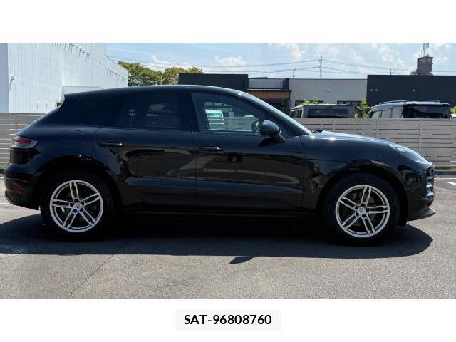 Porsche MACAN 2021 8649708-2