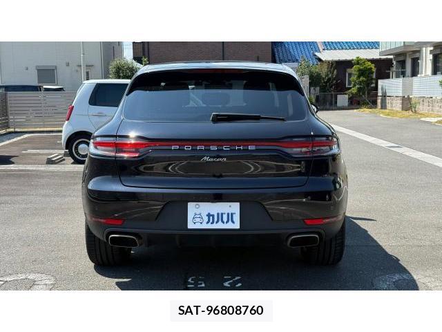 Porsche MACAN 2021 8649708-3
