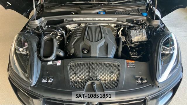 Porsche MACAN 2025-08 8651279-7
