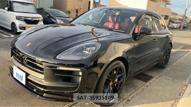 Porsche MACAN 2026-04 8651374-0