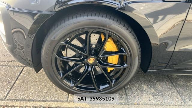 Porsche MACAN 2026-04 8651374-8