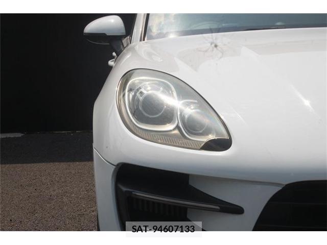 Porsche MACAN 2014-12 8651911-10