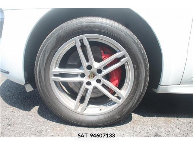 Porsche MACAN 2014-12 8651911-12