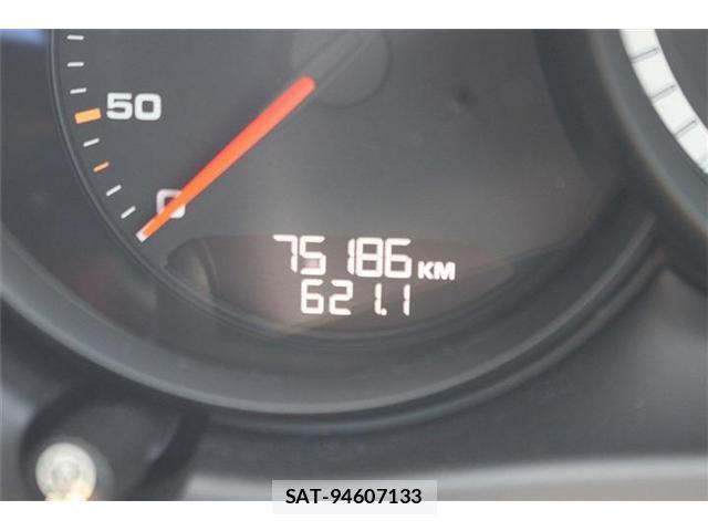 Porsche MACAN 2014-12 8651911-19