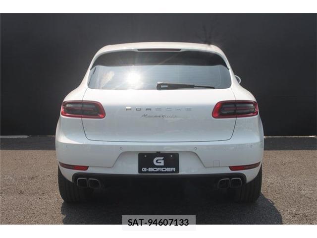 Porsche MACAN 2014-12 8651911-8