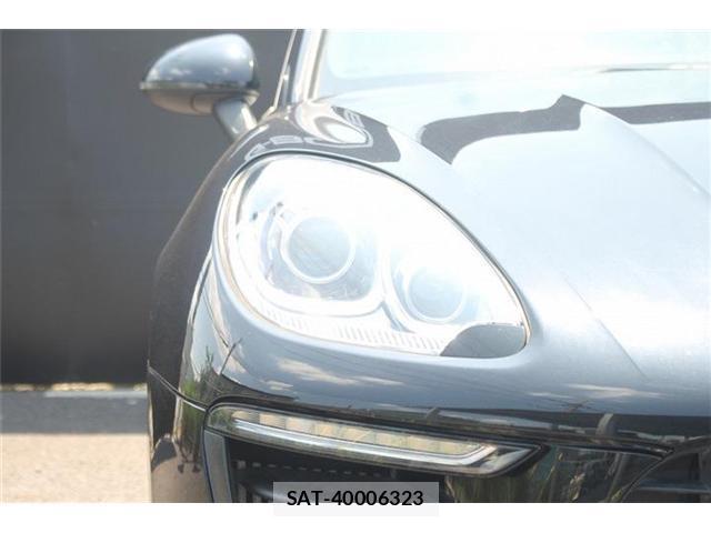 Porsche MACAN 2014-12 8651912-10