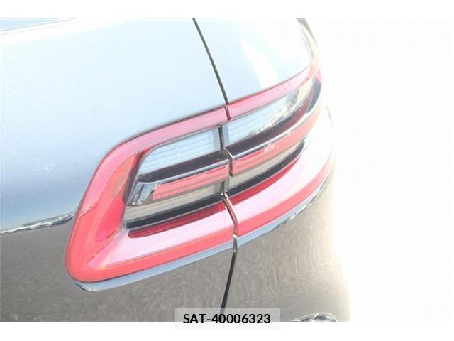 Porsche MACAN 2014-12 8651912-11