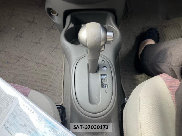 Nissan MARCH 2014-12 8646958-14