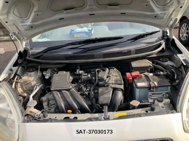 Nissan MARCH 2014-12 8646958-9