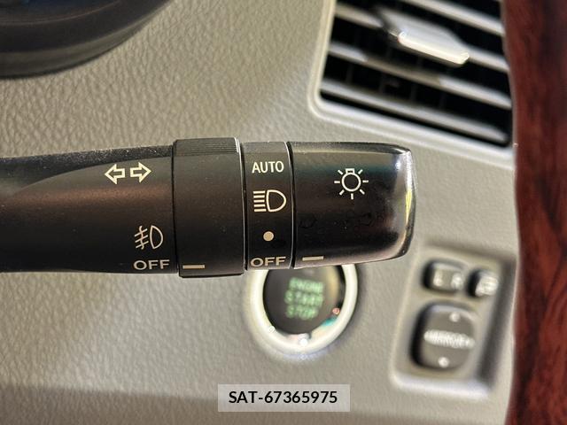 Toyota MARK X ZIO 2009-10 8653907-10