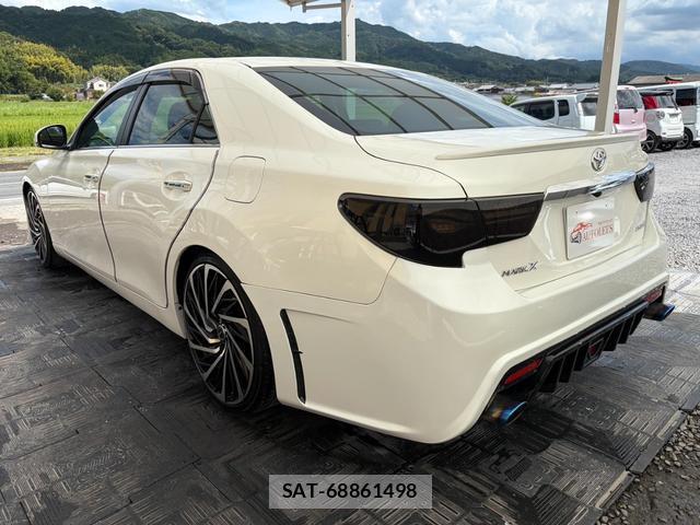 Toyota MARK X 2012-02 8647470-1
