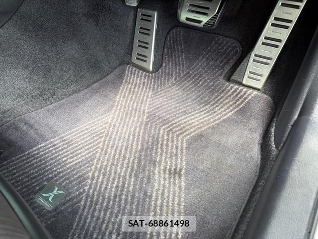 Toyota MARK X 2012-02 8647470-13