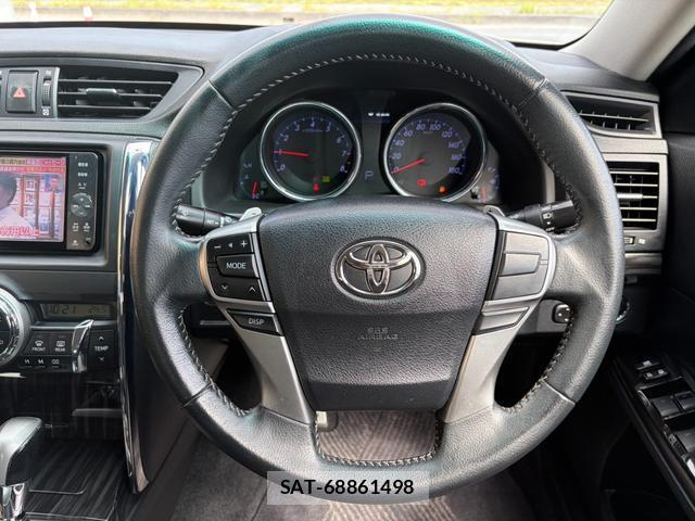 Toyota MARK X 2012-02 8647470-7