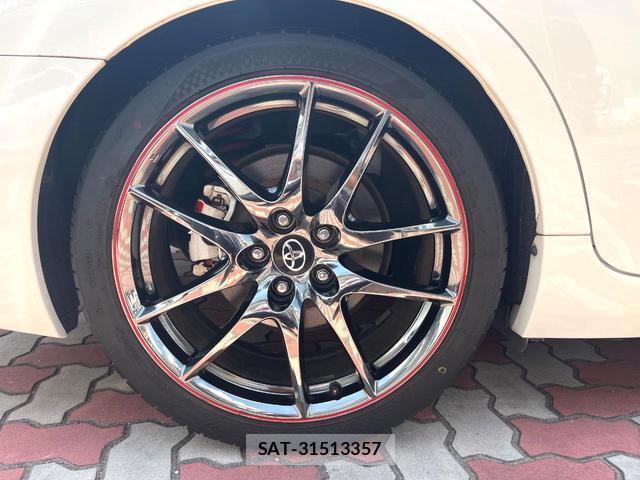 Toyota MARK X 2017-11 8648324-12