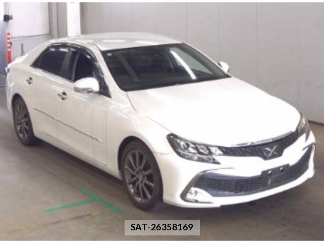 Toyota MARK X 2017-02 8648938-0