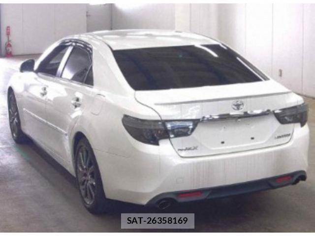Toyota MARK X 2017-02 8648938-1