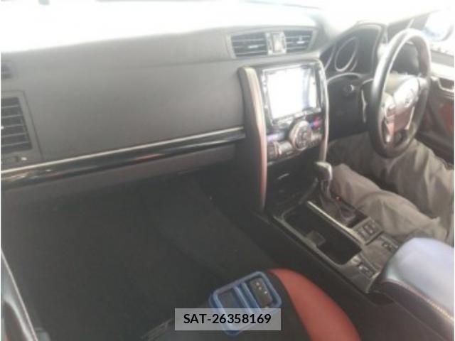 Toyota MARK X 2017-02 8648938-2