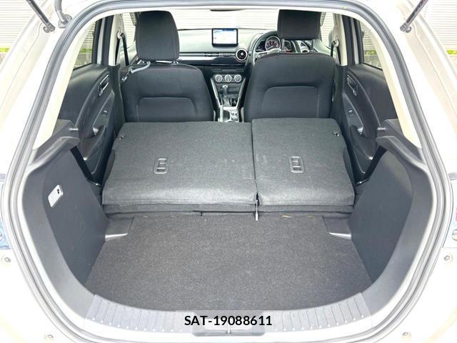 Mazda MAZDA2 2022-02 8651034-9