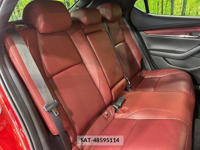 Mazda MAZDA3 2019-12 8647511-8