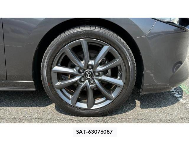 Mazda MAZDA3 2022 8649634-8