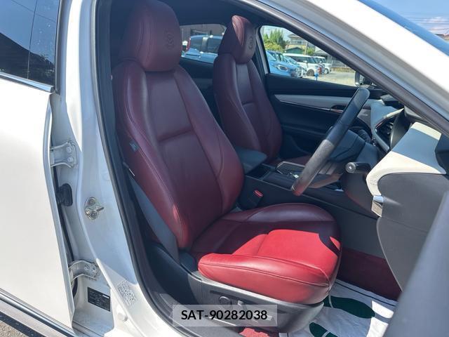 Mazda MAZDA3 2021-03 8649919-11