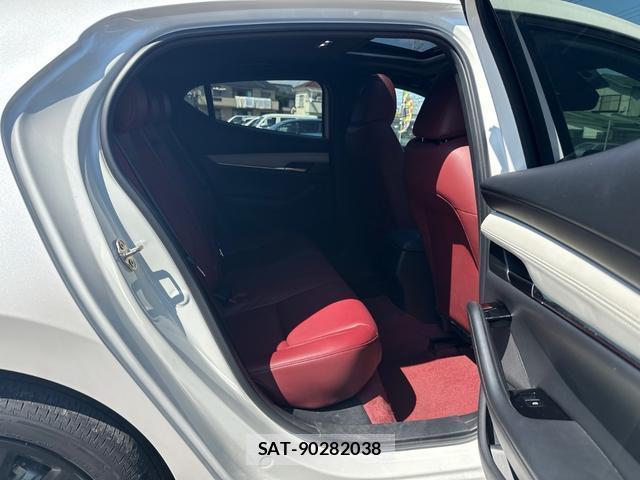 Mazda MAZDA3 2021-03 8649919-13