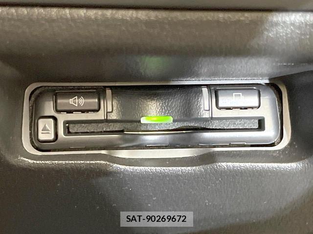 Mazda MAZDA3 2020-04 8650844-5