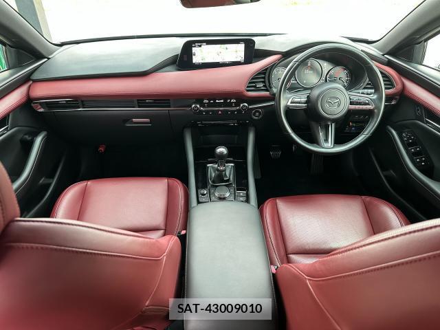 Mazda MAZDA3 2021-12 8651618-2