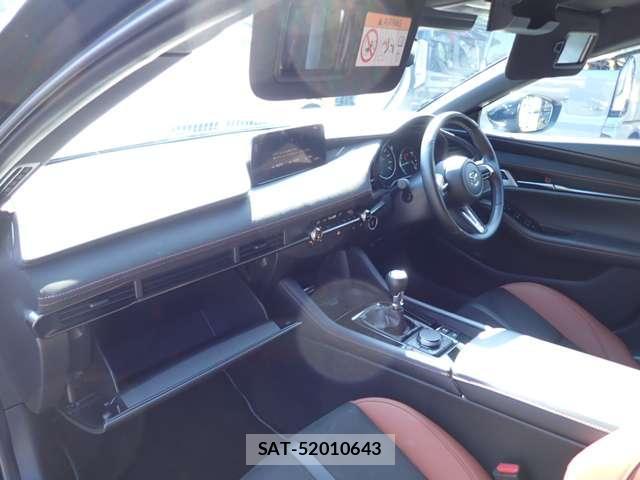 Mazda MAZDA3 2025-06 8651656-9