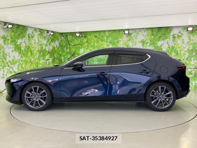 Mazda MAZDA3 2019-05 8653533-1