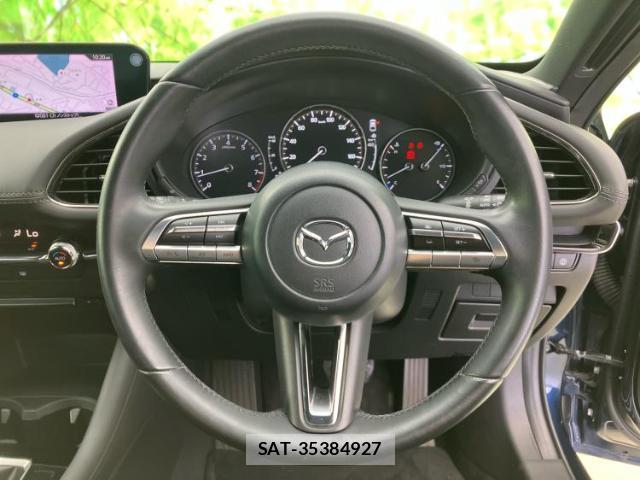 Mazda MAZDA3 2019-05 8653533-12